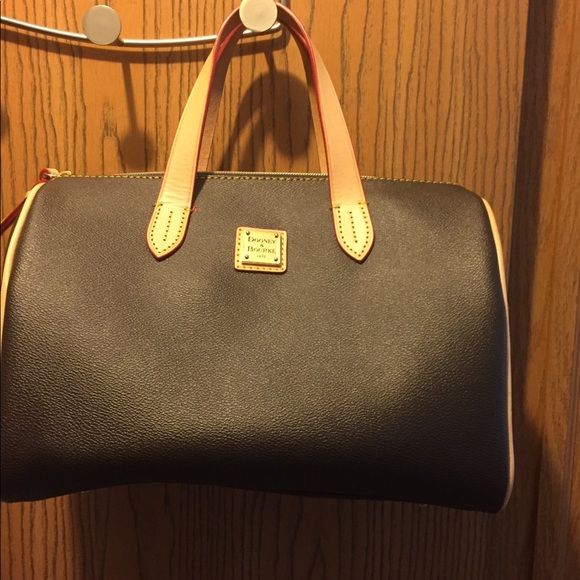 #15-Dooney bag only used a couple times. Authentic - Picture 2 of 6